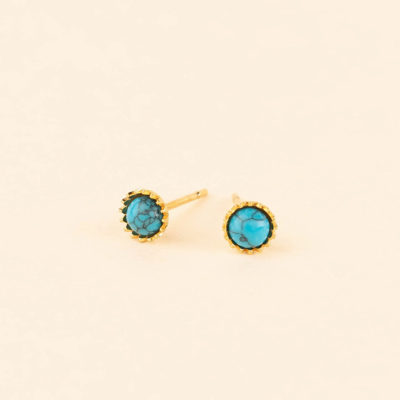 Refined Shape Turquoise Stud Earrings