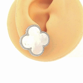 Graceful Choice Sterling Silver Large Clover Mother of Pearl Stud Earring