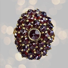 Vintage Garnet Cluster Ring in 14k Yellow Gold. January Birthstone. 2 Year Anniversary Gift. Layered Edge
