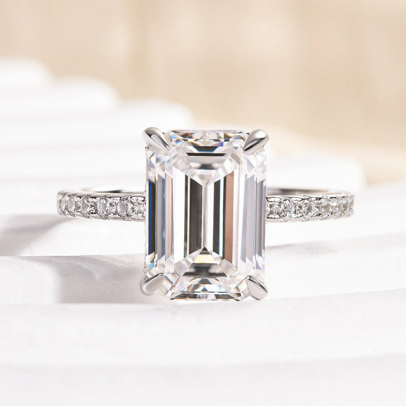 Louily Moissanite 3.5 Carat Emerald Cut Engagement Ring Variable Fit