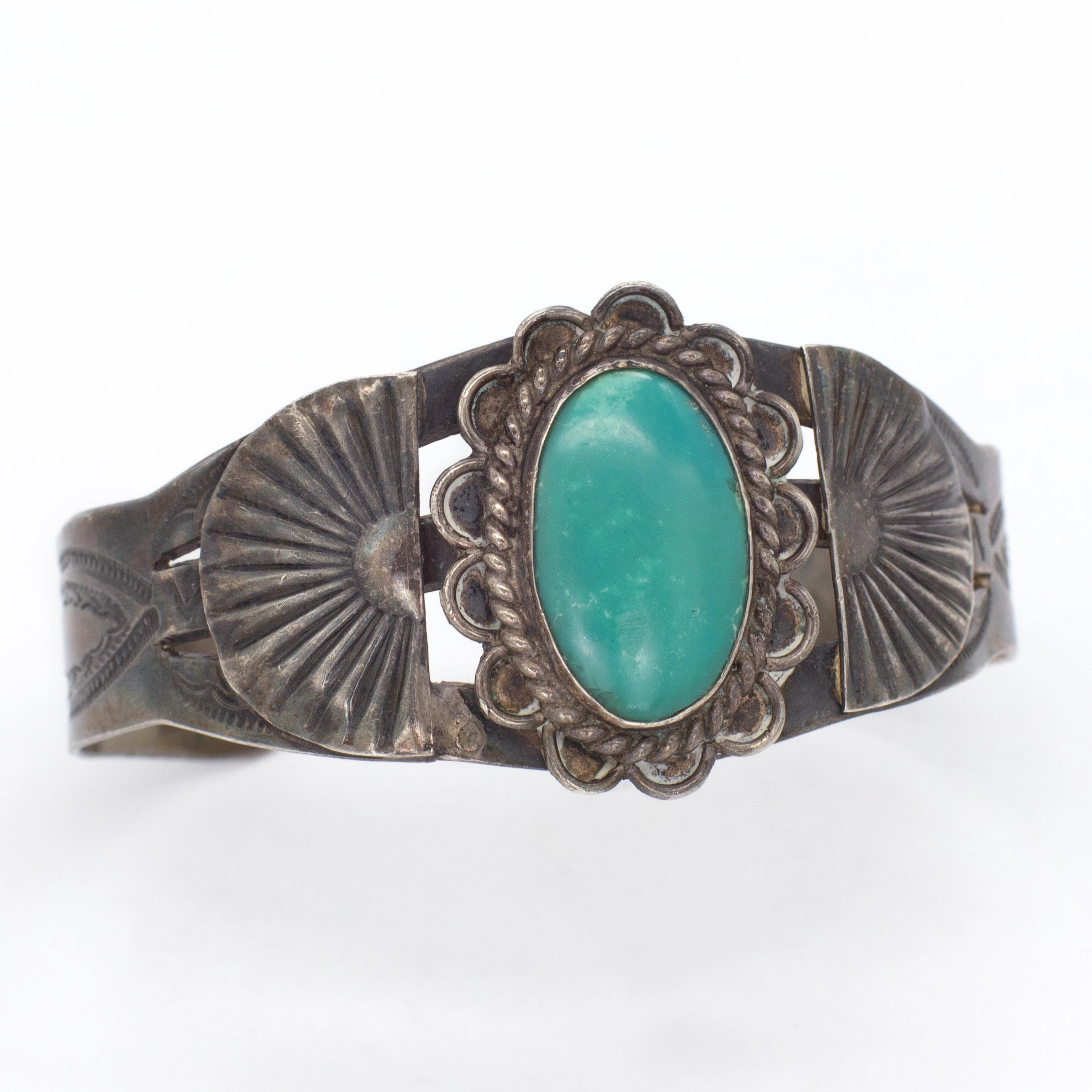 Navajo Handmade Sterling Silver Turquoise Cuff Bracelet (Hallmark Unknown) date night look