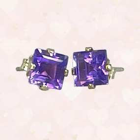 Vintage Amethyst Square Earrings set in 14K Gold. February Birthstone. 1970s Sustainable Estate Jewelry. Retro Vibe