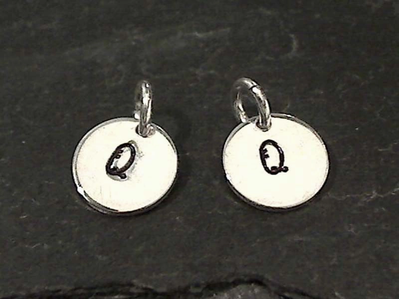 Smooth Detail Subtle Shine Letter Q Charm, Sterling Silver