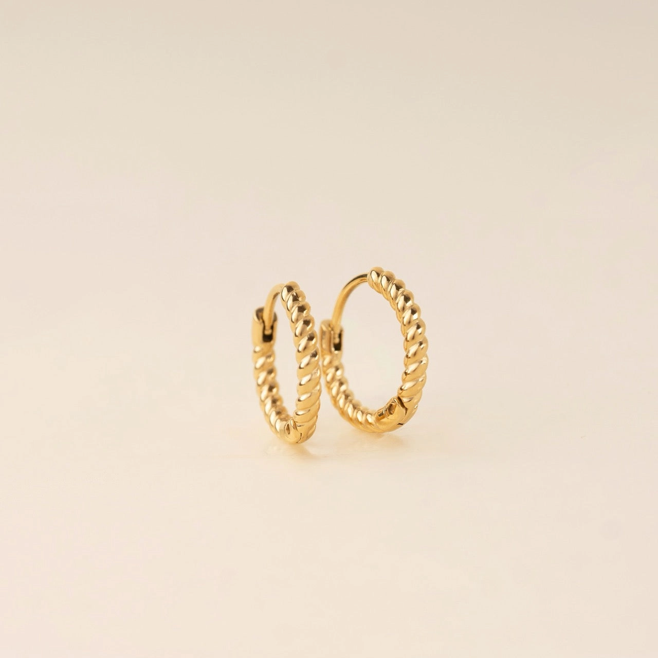Rope Rounded Huggie Hoop Earrings Modern Fit