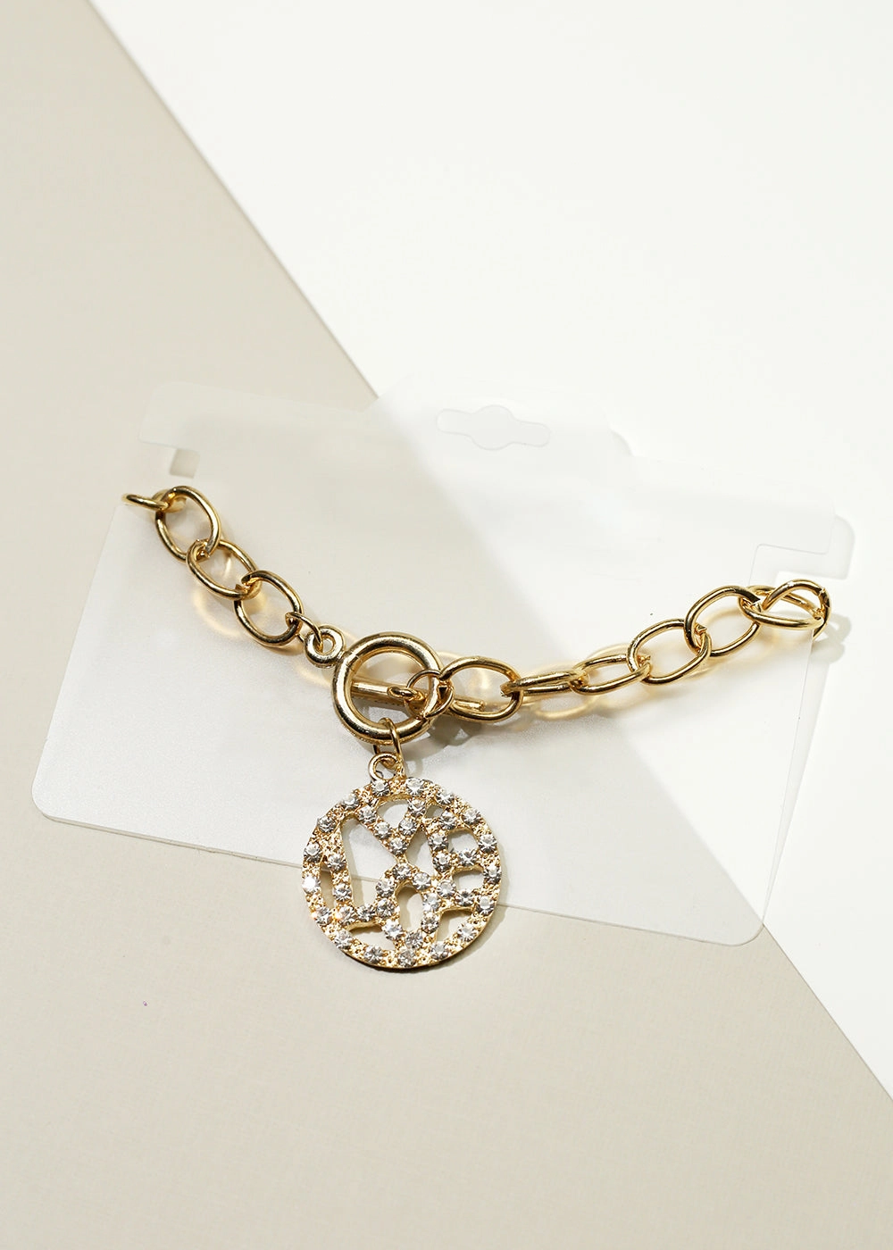 Sparkly "LOVE" in Circle Bracelet Sparkle Mood Soft Focus