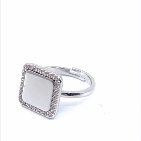 Exquisite detail Square Ring