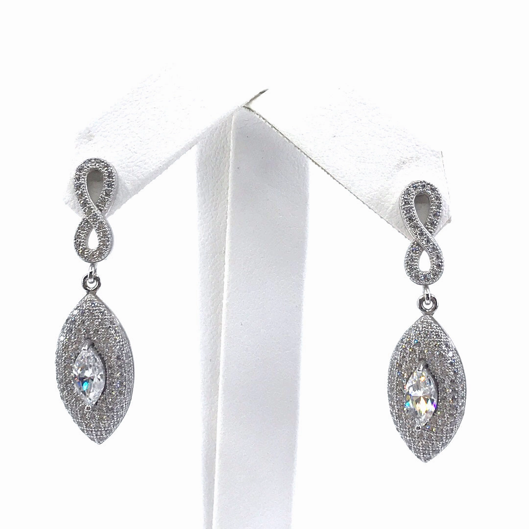 Vibrant Piece Finest Style Sterling Silver Marquis-Shaped Earrings