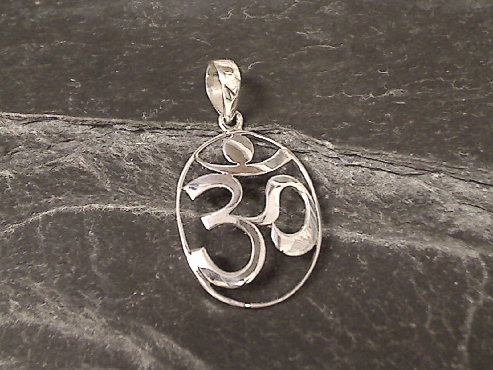 Sterling Silver Om Symbol Pendant Dinner Party Custom pieces