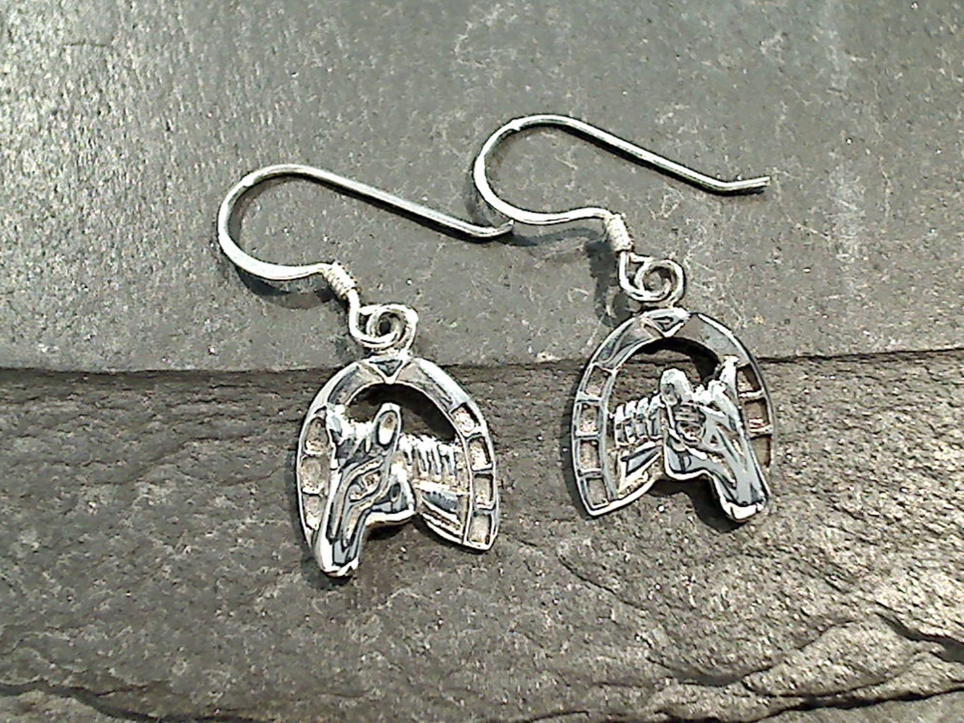 Refined Light Sterling Silver Horse Head In Horseshoe Small Earrings