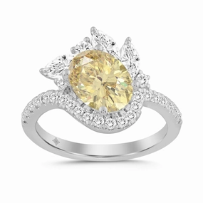 Quiet Luxury Golden Light 14K WHITE GOLD 2 1/4CT ROUND/MARQUISE/OVAL DIAMOND LADIES RING (CENTER STONE OVAL DIAMOND 1 1/2CT)