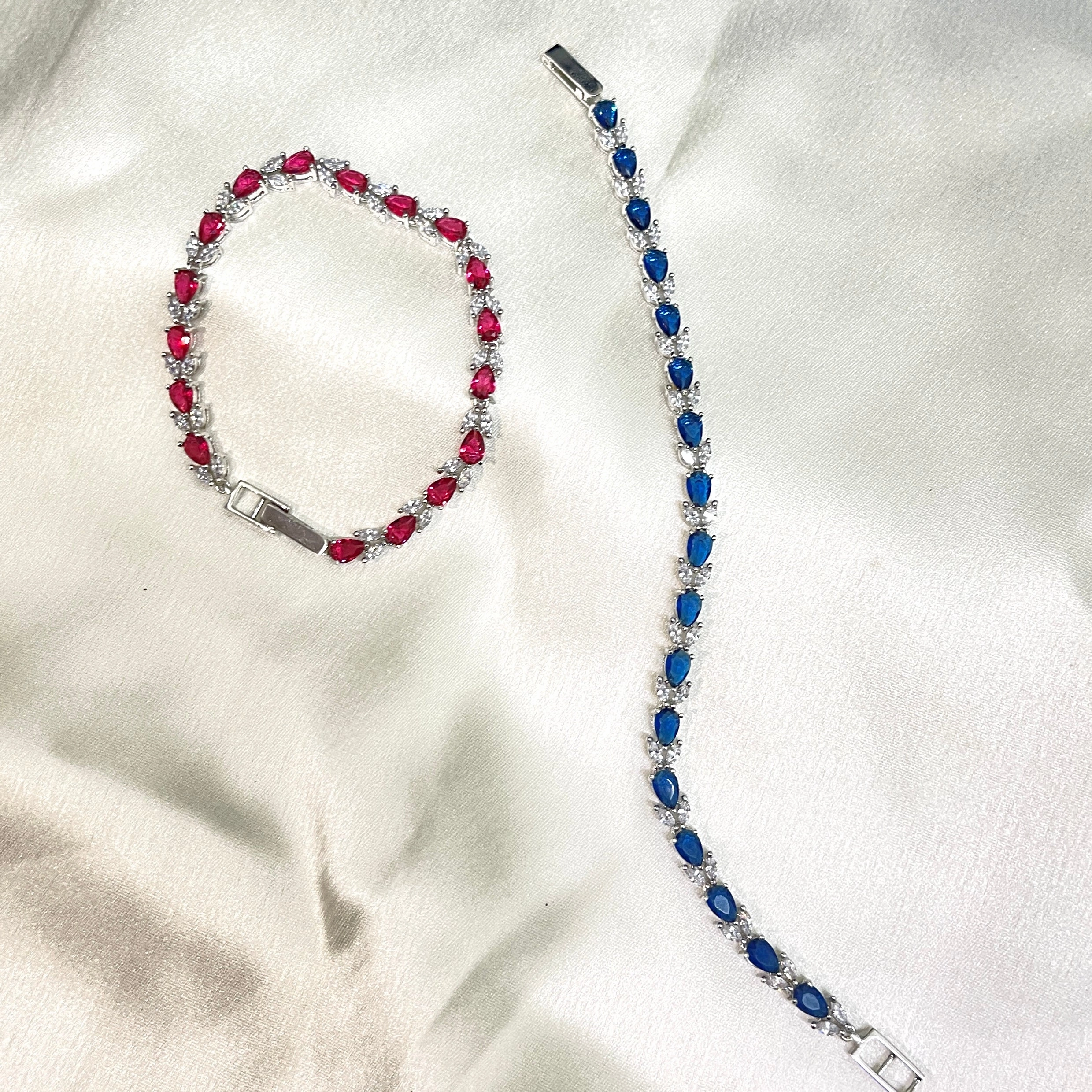 Timeless pear flex bracelet Full Catalog