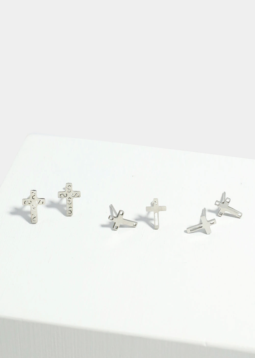 Luminous Edge Exquisite Shine 3-Pair Cross Stud Earrings