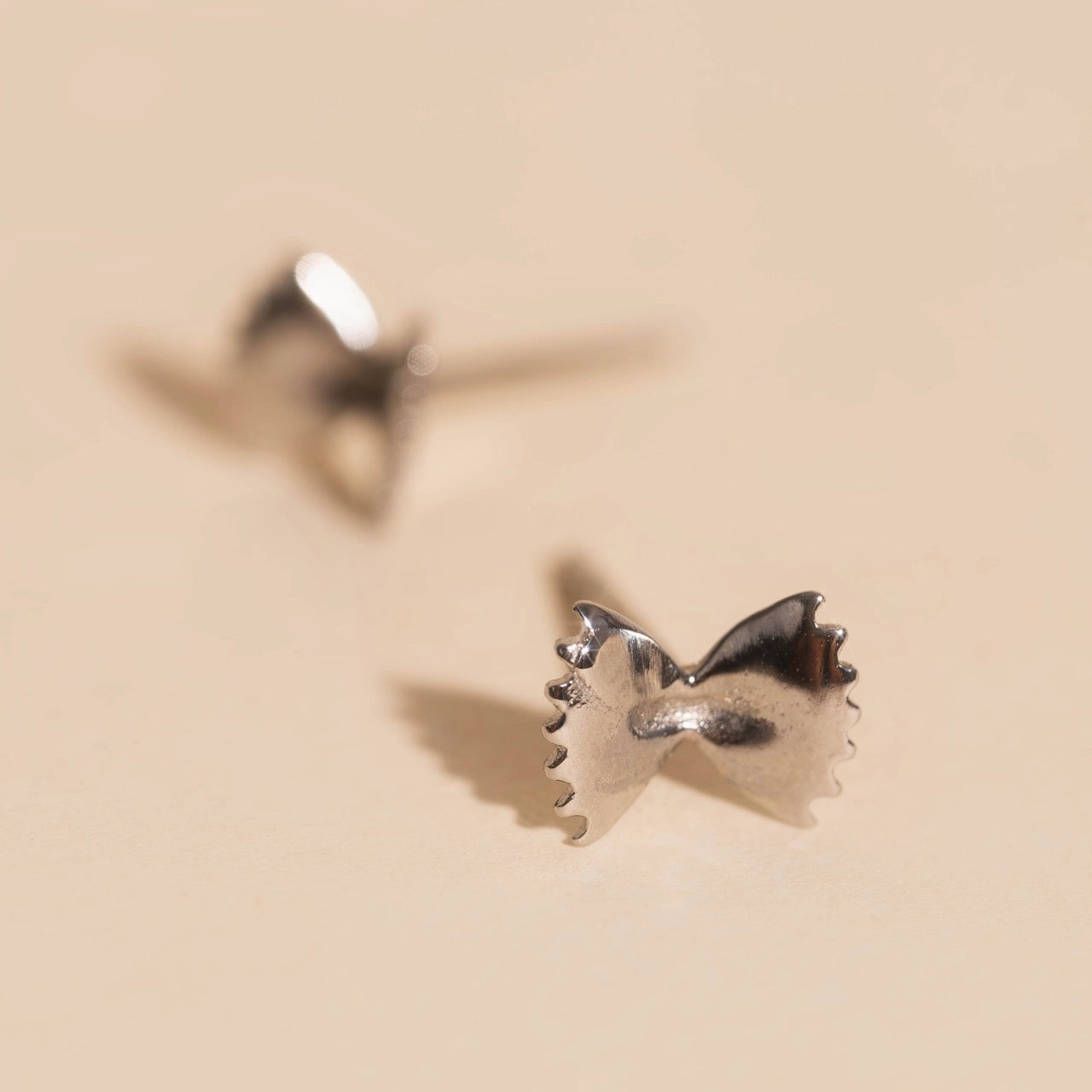 Bowtie Stud Earrings Shimmering Craft