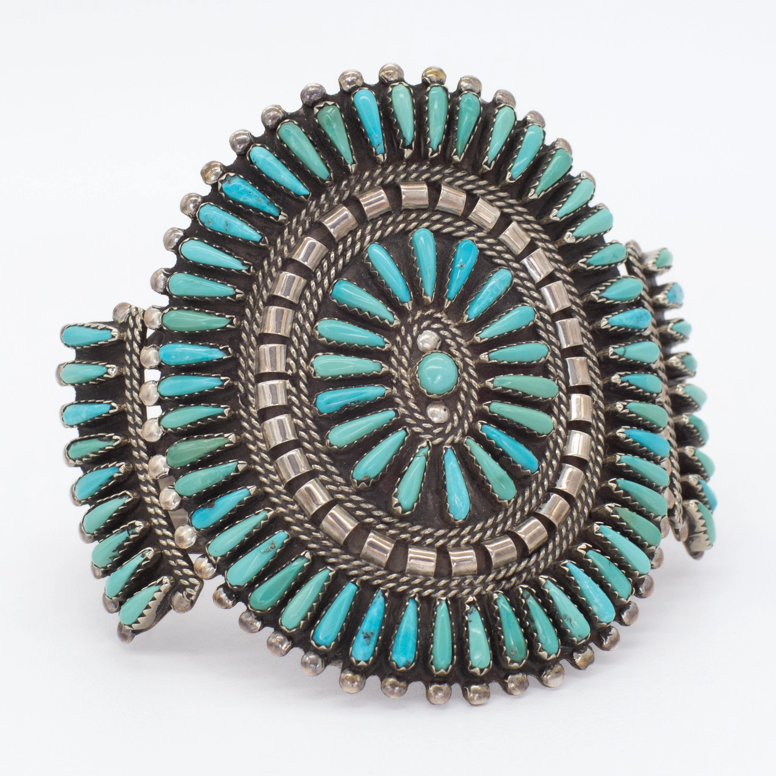 Stylish Detail Shimmering Detail Handmade Sterling Silver Turquoise Petit Point Cuff Bracelet (Hallmark Unknown)
