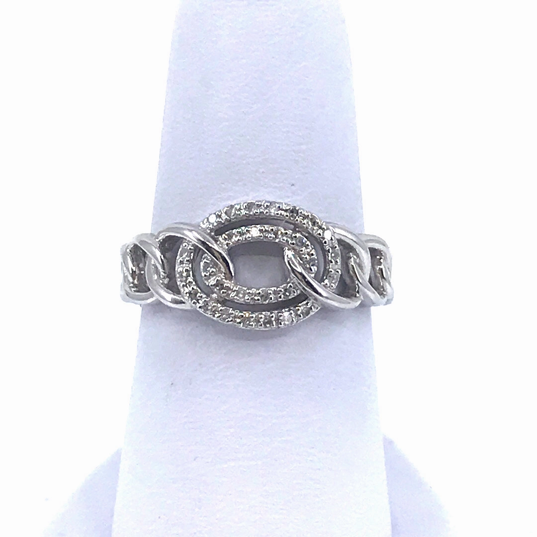 Glamorous touch Finest Style 14K White Gold Link Ring