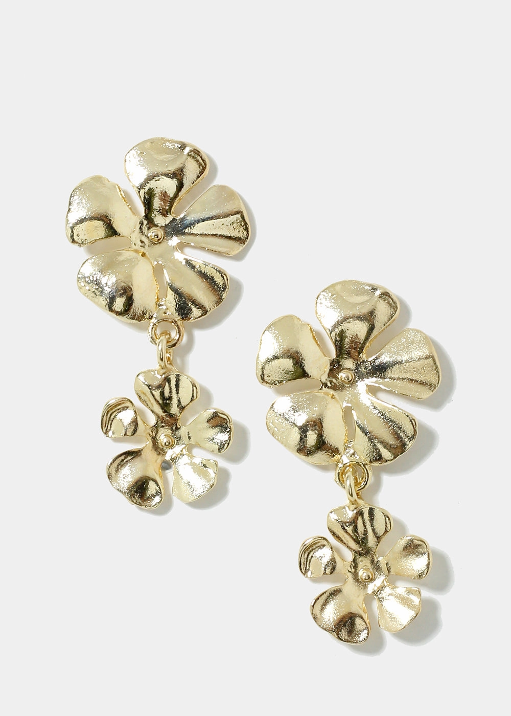 Gentle Look Timeless Set Metal Flower Earrings