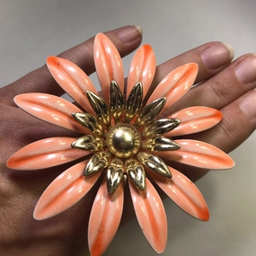 Luxe Lookbook Upcycled Flower Statement Ring. Peach Gold Tone Flower. Vintage Recycled Jewelry.